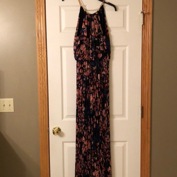 Thalia Sodi Dresses & Skirts - Thalia Sodi One-Pc Floral Jumpsuit - S